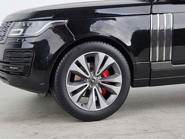 Xe Mô Hình Range Rover 1:18 LCD Models ( Đen )