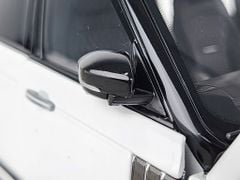 Xe Mô Hình Range Rover 1:18 LCD Models ( Trắng )
