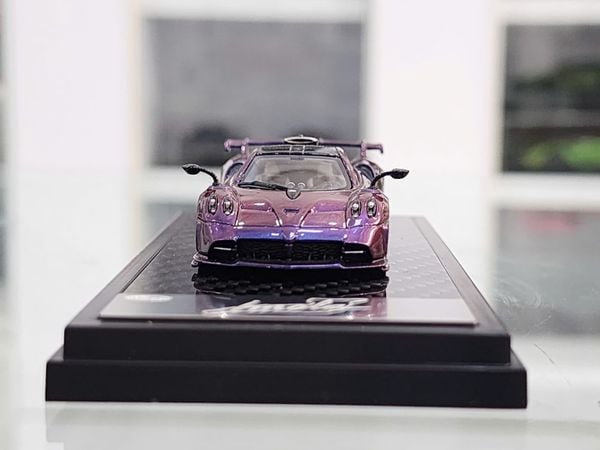 Xe Mô Hình Pagani Imola Coupe 1:64 LCD (Chameleon color)