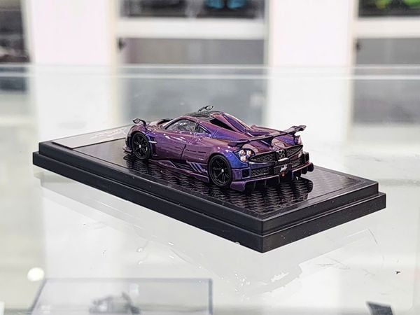 Xe Mô Hình Pagani Imola Coupe 1:64 LCD (Chameleon color)