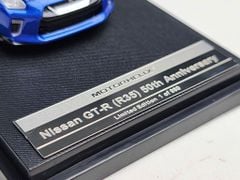 Xe Mô Hình Nissan R35 50th Anniversary 1:64 Motorhelix ( Blue )
