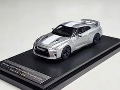 Xe Mô Hình Nissan R35 50th Anniversary 1:64 Motorhelix ( Silver )