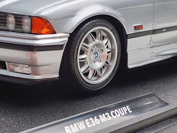 Xe Mô Hình BMW E36 M3 Coupe 1:18 Solido (Silver)