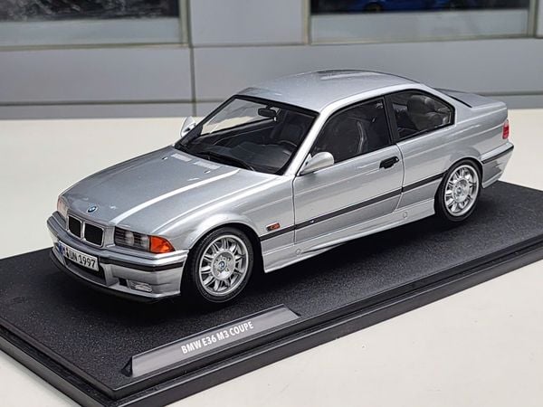 Xe Mô Hình BMW E36 M3 Coupe 1:18 Solido (Silver)