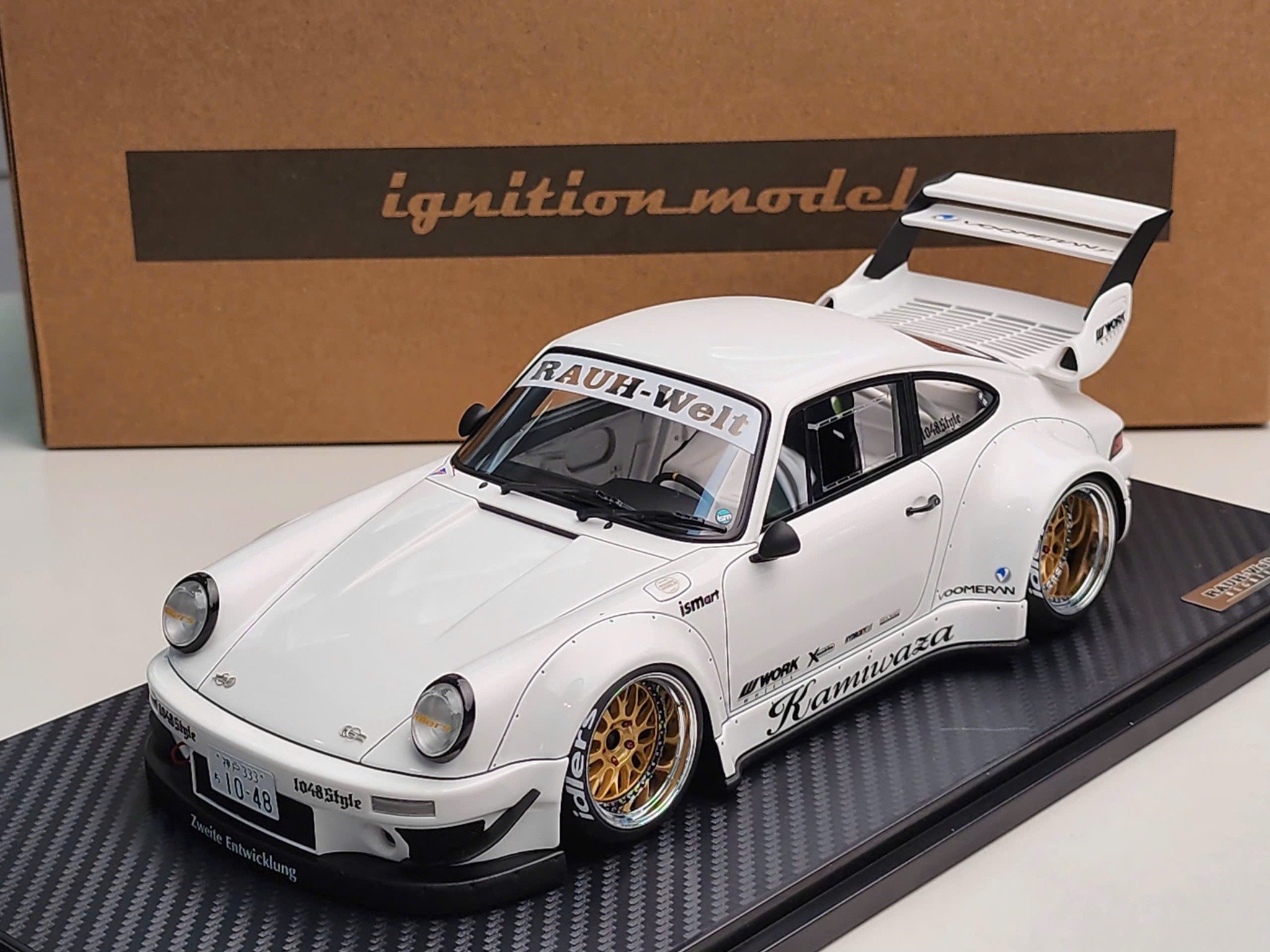 Xe Mô Hình Porsche RWB 930 1:18 Ignition Model ( Trắng