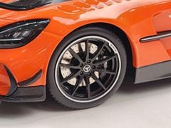 Xe Mô Hình Mercedes AMG GT BLACK SERIES 2021 Orange 1:18 - MINICHAMPS