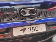 Xe Mô Hình McLaren 750sCoupe Blue 2023 1:18 GT Spirit