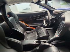 Xe Mô Hình McLaren 750sCoupe Blue 2023 1:18 GT Spirit