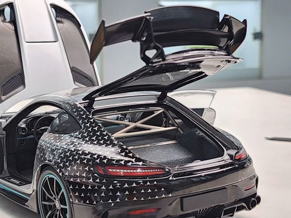 Xe Mô Hình Asian Exclusive Minichamps Mercedes-AMG GT Black Series x 4 1:18 MINICHAMPS