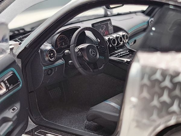 Xe Mô Hình Asian Exclusive Minichamps Mercedes-AMG GT Black Series x 4 1:18 MINICHAMPS