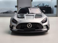 Xe Mô Hình Asian Exclusive Minichamps Mercedes-AMG GT Black Series x 4 1:18 MINICHAMPS