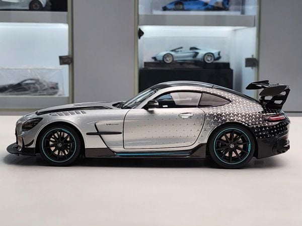 Xe Mô Hình Asian Exclusive Minichamps Mercedes-AMG GT Black Series x 4 1:18 MINICHAMPS