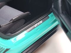 Xe Mô Hình Porsche 911 (992) Gt3Rs Green +Dark Silver Wheels 2024 1:18 MINICHAMPS