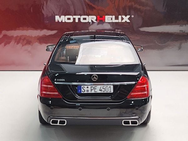 Xe Mô Hình Benz S-Class S600L 1:18 MotorHelix ( Obsidian Black / Brown )