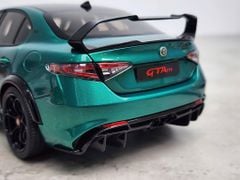 Xe Mô Hình Alfa Romeo Giulia GTAm 1:18 Motor Helix (Montreal Green)