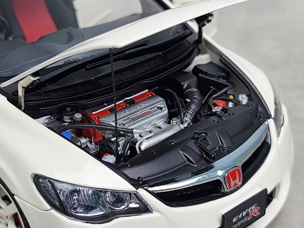 Xe Mô Hình Honda Civic Type R (FD2) 2007 Early Version 1:18 Motor Helix (Championship White)