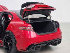 Xe Mô Hình Alfa Romeo Giulia GTAm 1:18 Motor Helix (Rosso GTA Red)