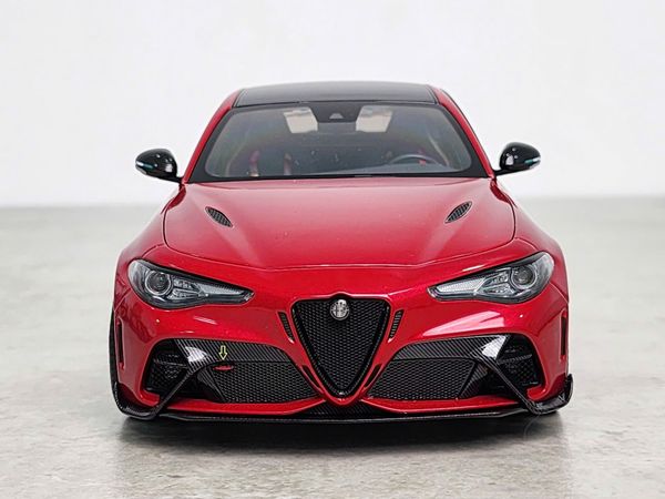 Xe Mô Hình Alfa Romeo Giulia GTAm 1:18 Motor Helix (Rosso GTA Red)