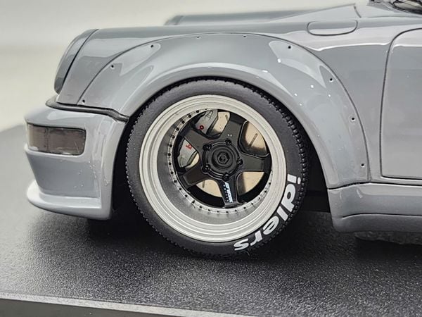 Xe Mô Hình Porsche Panemera Turbo S Sport Turismo 2021 1:18 GT Spirit ( Green )