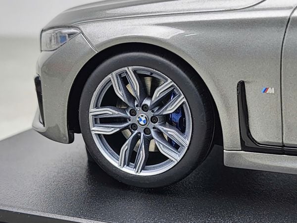 Xe Mô Hình BMW M760I V12 Final Edition 2020 1:18 GT Spirit ( Grey )