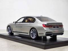 Xe Mô Hình BMW M760I V12 Final Edition 2020 1:18 GT Spirit ( Grey )