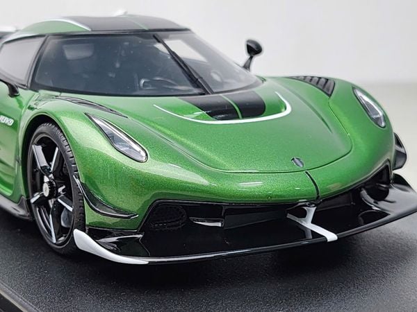 Xe Mô Hình Koenigsegg Jesko 2024 1:18 GT Spirit ( Green )