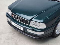 Xe Mô Hình Audi S2 Sedan 1:18 OttO ( Green )