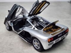 Xe Mô Hình McLaren F1 1:18 LCD ( Silver )