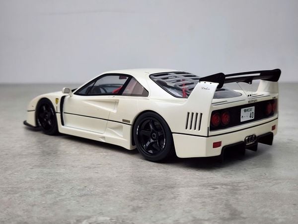 Xe Mô Hình Ferarri F40 LBWK 1:18 GTSpirit ( Trắng )
