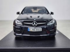 Xe Mô Hình Mercedes-Benz C63 AMG W204 Edition 507 Diecast Model Car 1:18 GT Spirit