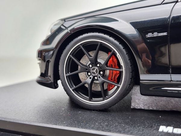Xe Mô Hình Mercedes-Benz C63 AMG W204 Edition 507 Diecast Model Car 1:18 GT Spirit