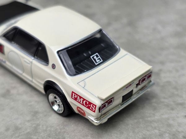 Xe Mô Hình Nissan Skyline 2000 GT-R (KPGC10) 1:64 Tarmac Works ( White )