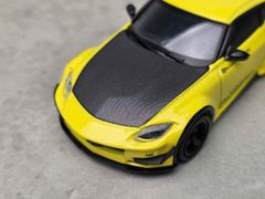 Xe Mô Hình Nissan Z Pandem Ikazuchi 1:64 MiniGT (Vàng)