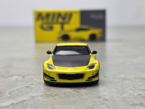 Xe Mô Hình Nissan Z Pandem Ikazuchi 1:64 MiniGT (Vàng)