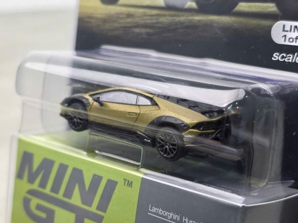 Xe Mô Hình Lamborghini Huracán Sterrato Verde Gea Matt Card 1:64 Minigt