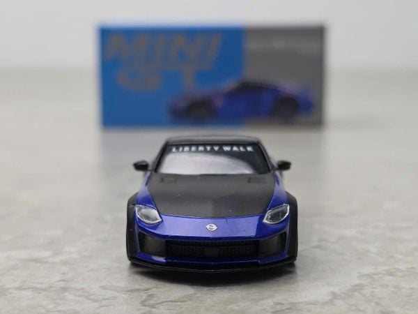 Xe Mô Hình Nissan Z LB*Nation Works 1:64 MiniGT ( Blue )