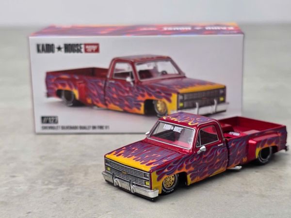 Xe Mô Hình Chevrolet Silverado Dually on Fire v1 1:64 Kaido House (Lửa)