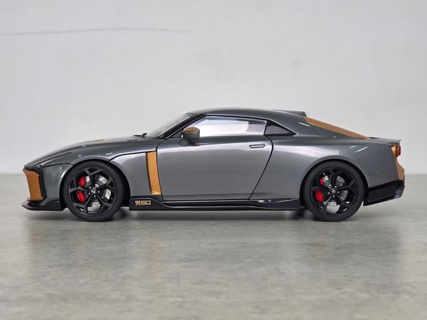 Xe Mô Hình Nissan GT-R50 By Italdesign Goodwoon Version ( Liquid Kinetic Grey / Energet )