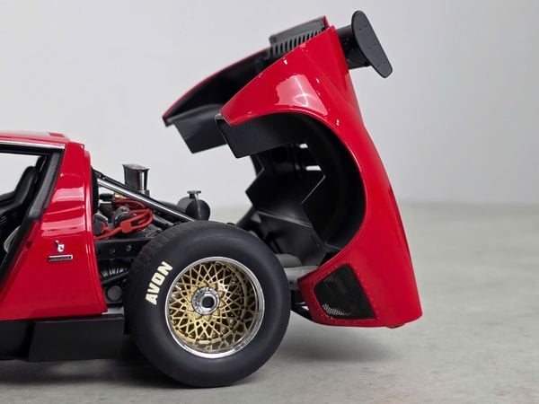 Xe Mô Hình Lamborghini Miura SVR 