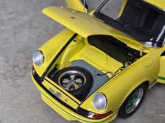 Xe Mô Hình Porsche 911 Carrera 2.7 RS 1:18 Autoart ( Light Yellow / Green STripes )