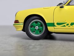 Xe Mô Hình Porsche 911 Carrera 2.7 RS 1:18 Autoart ( Light Yellow / Green STripes )