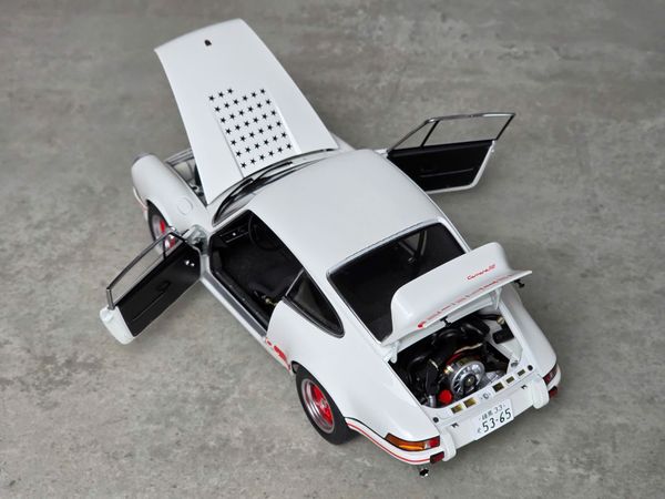 Xe Mô Hình Porsche 911 Carrera 2.7 RS 