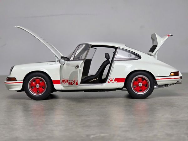 Xe Mô Hình Porsche 911 Carrera 2.7 RS 