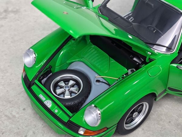 Xe Mô Hình Porsche 911 Carrera 2.7 RS 1:18 Autoart ( Viper Green / Black STripes )