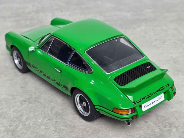 Xe Mô Hình Porsche 911 Carrera 2.7 RS 1:18 Autoart ( Viper Green / Black STripes )