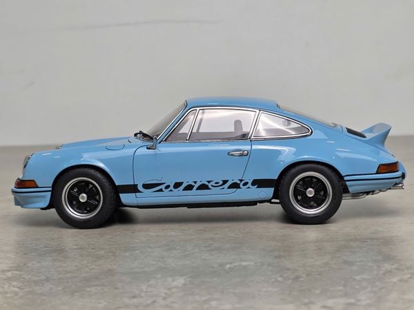 Xe Mô Hình Porsche 911 Carrera 2.7 RS 1:18 Autoart ( Gulf Blue / Black STripes )