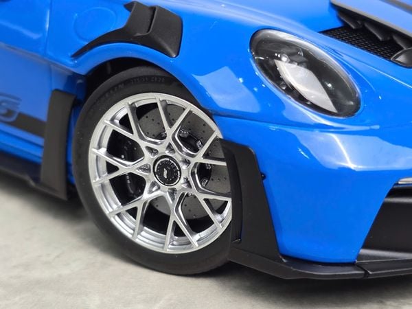 Xe Mô Hình Porsche 911 GT3 RS 2022 1:18 Norev (Shark Blue)
