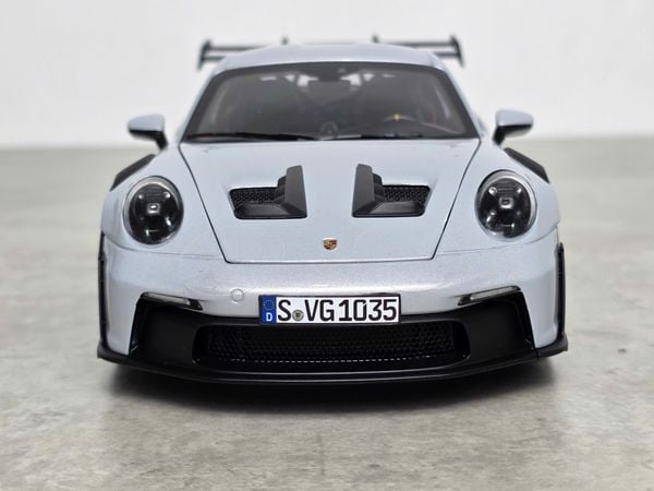 Xe Mô Hình Porsche 911 GT3 RS 2022 1:18 Norev (Ice Grey Metallic)