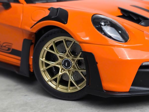 Xe Mô Hình Porsche 911 GT3 RS 2022 1:18 Norev (Gulf Orange)