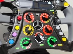 Mô Hình AMG Petrnonas F1 Team W03 2012 1:2 Minichamps